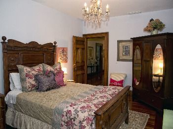 Circular Manor Bed And Breakfast Saratoga Springs Ngoại thất bức ảnh